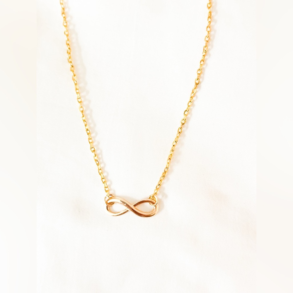 Infinity necklace